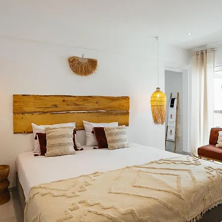Coral Boutique Couette-café Albufeira