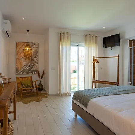 Couette-café Coral Boutique *