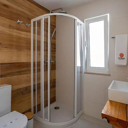Coral Boutique البوفيرا